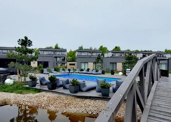 Mano Jura 2 -pasaulis , Kunigiskiai 팔랑가